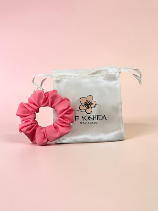 Peony Mini - Scrunchie de Cetim Rosa Vibrante