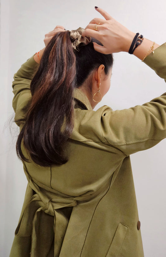 Scrunchie de Cetim Verde Oliva - Oliva